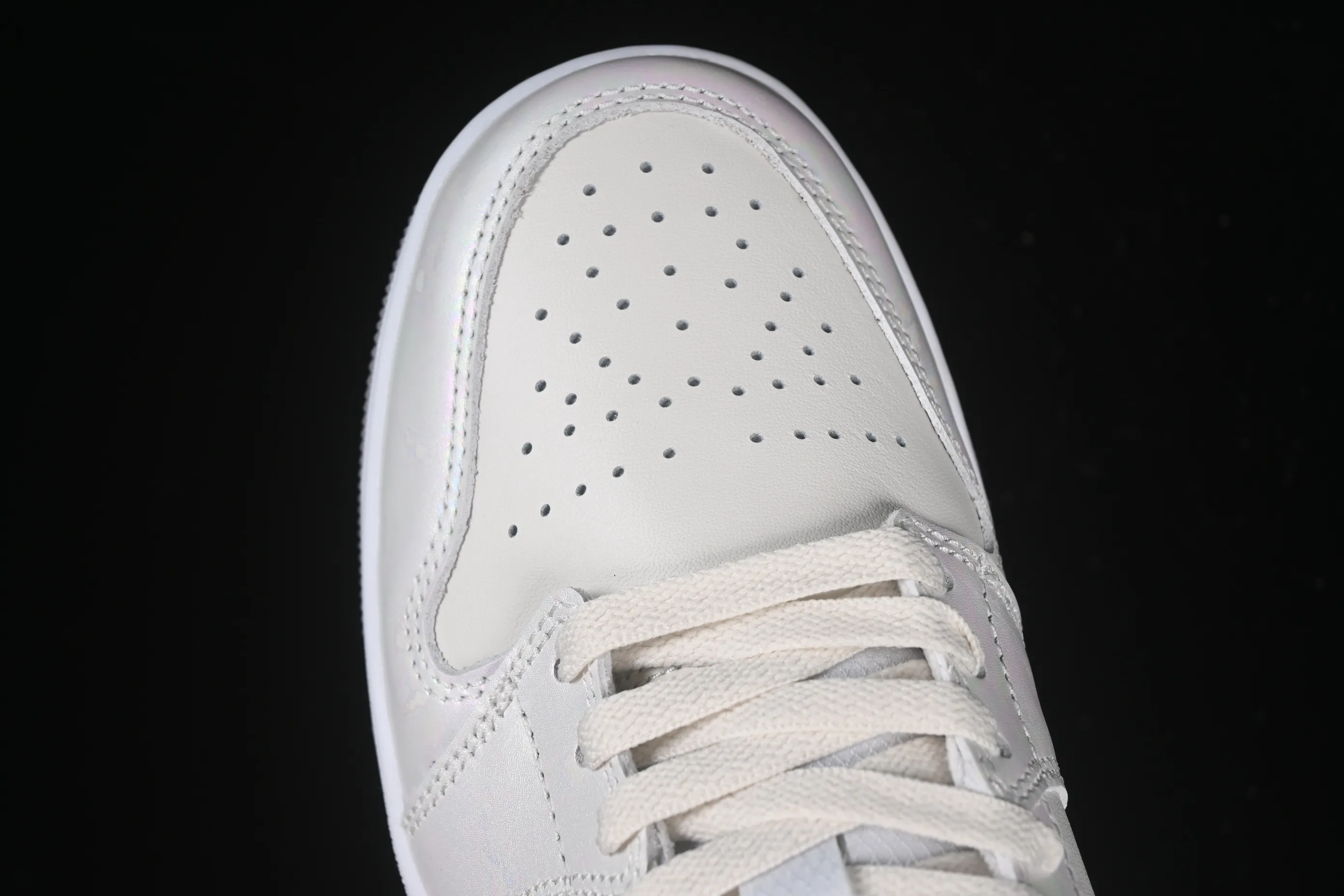All categories Air Jordan Jordan series basketball shoes Air Jordan 1 Low G version pure original Air Jordan 1 Low "Year of the Snake 2025" AJ1 Joe 1 off-white fantasy pearlescent low-top cultural basketball shoes HF4080-001
